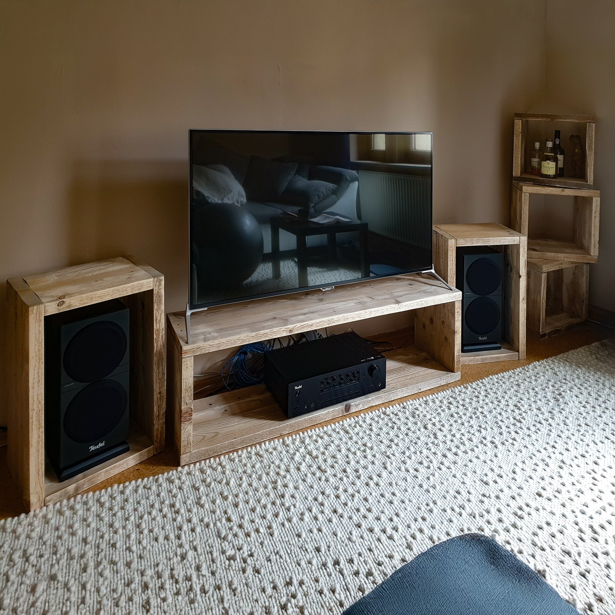 Kiste 40 - Modulares Regal aus Bauholz/Gerüstdielen - extra dickes Holz - Amoligno - Modulare Standregale