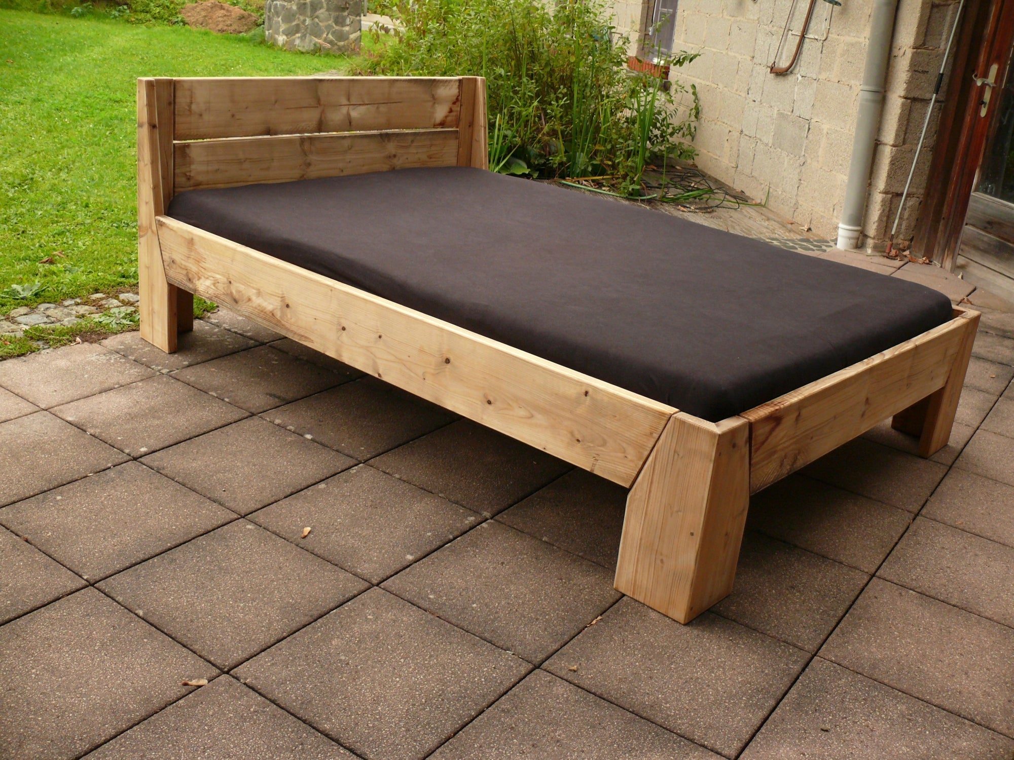 Bauholz Bett PETRA Metallfrei 100% Individualisierbar - Amoligno - Betten