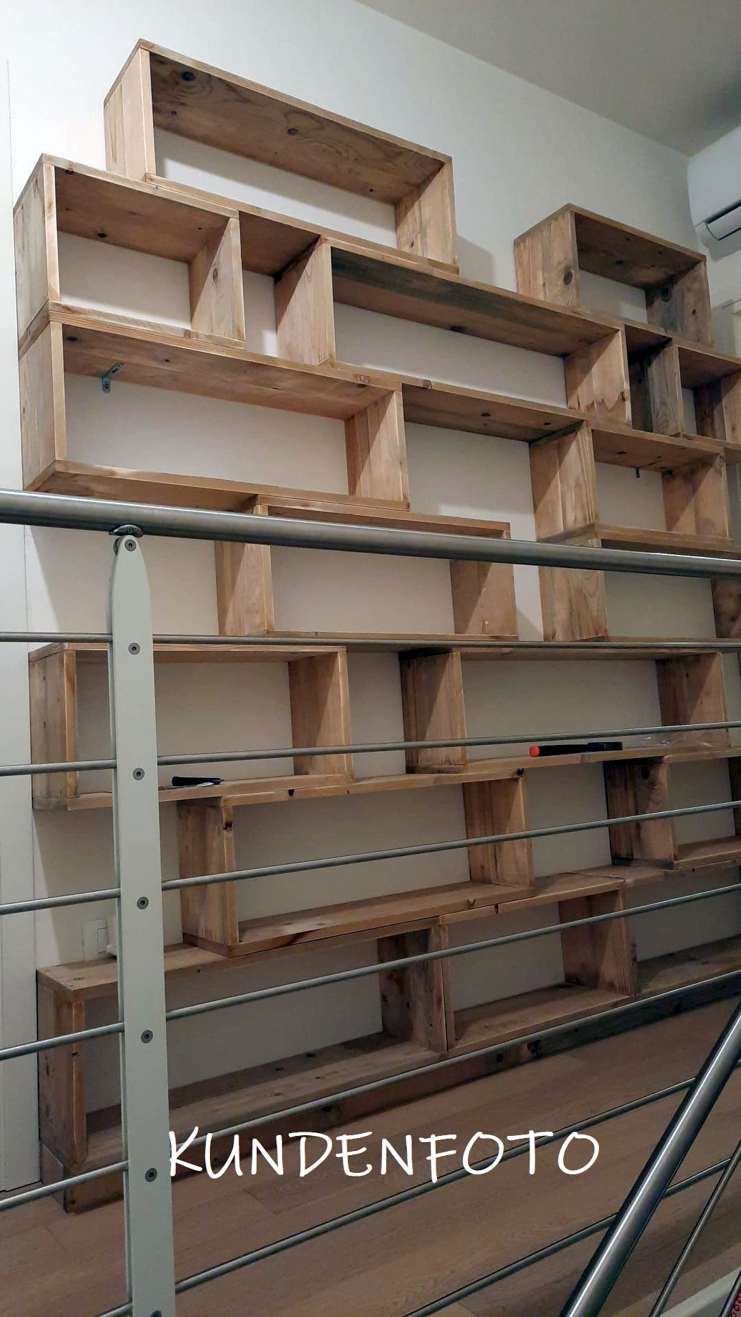 Modulares Standregal aus alten Fußboden - Dielen - Amoligno - Modulare Standregale